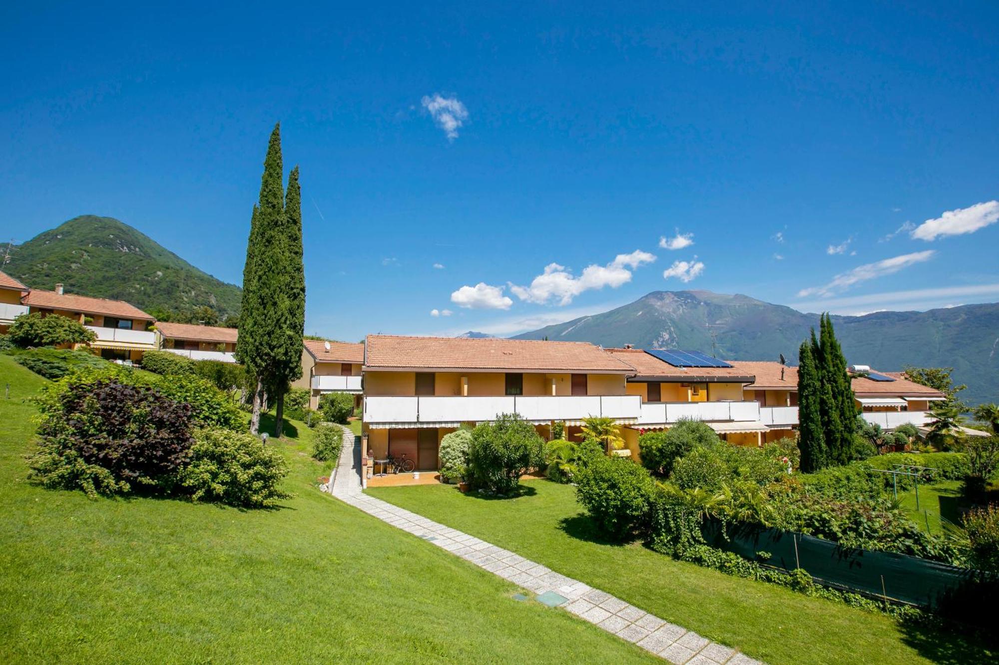 Residence Christina Due Laghi - Happy Rentals Tenno Exterior photo